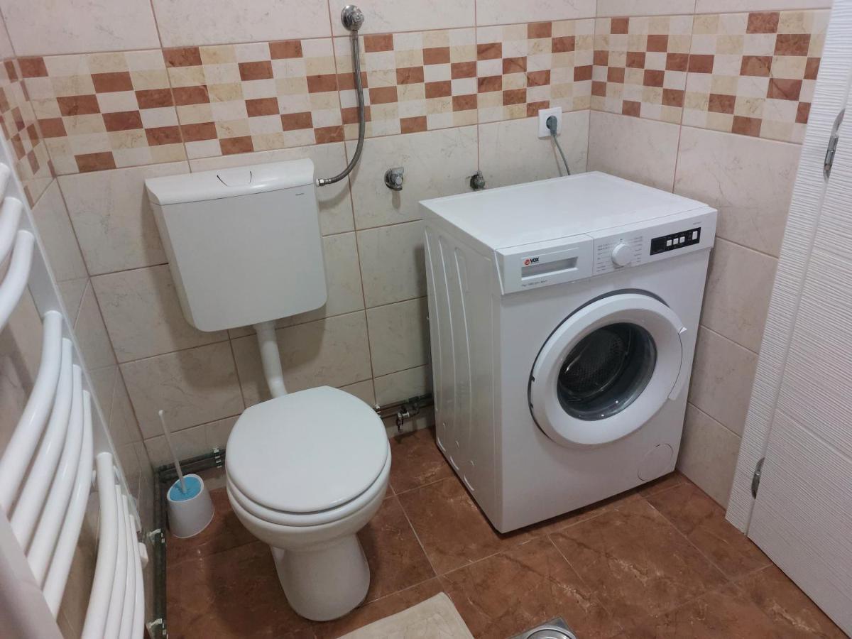Apartman Centar Σρέμσκα Μιτρόβιτσα Εξωτερικό φωτογραφία
